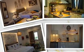 Golden Mile Studio-Apartment