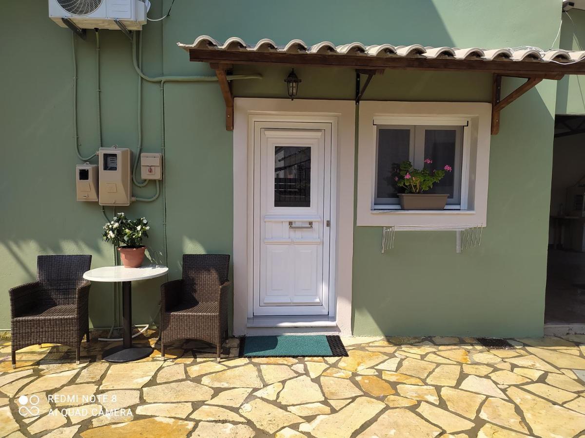 Golden Mile Studio-Apartment Ypsos Zewnętrze zdjęcie